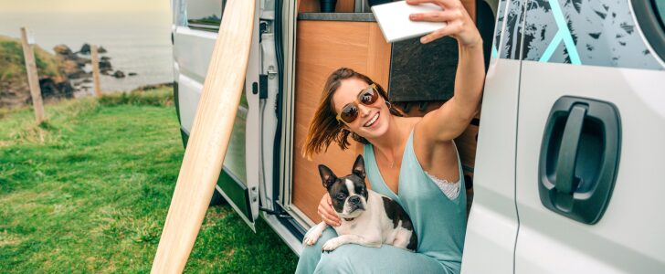 Campingplatz mit Hund